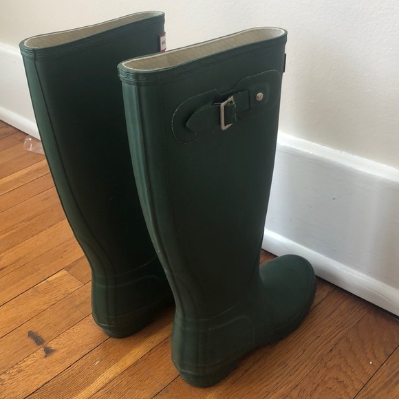 Hunter Original Tall Green Rain Boot - Picture 4 of 5